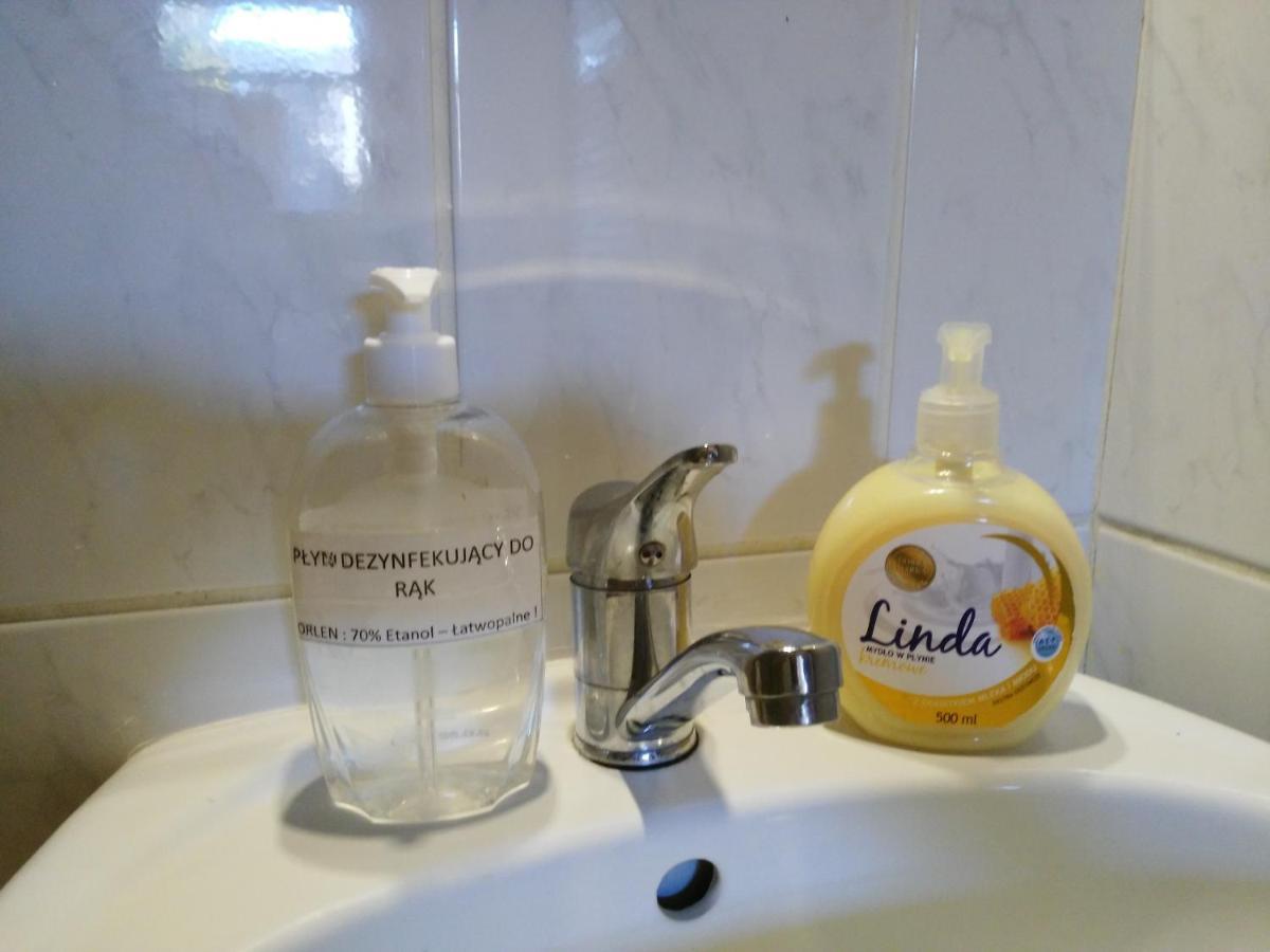 Iwona Hostel - Budget Rooms With Private Bathrooms Сопот Экстерьер фото