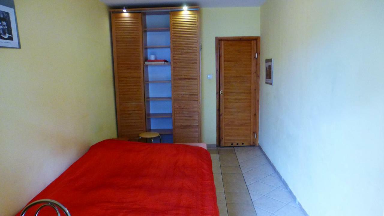 Iwona Hostel - Budget Rooms With Private Bathrooms Сопот Экстерьер фото