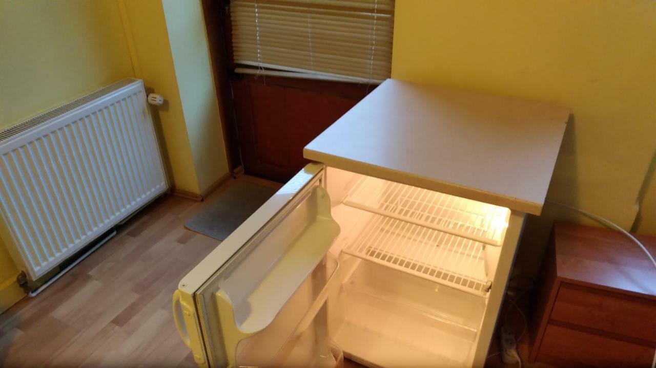 Iwona Hostel - Budget Rooms With Private Bathrooms Сопот Экстерьер фото