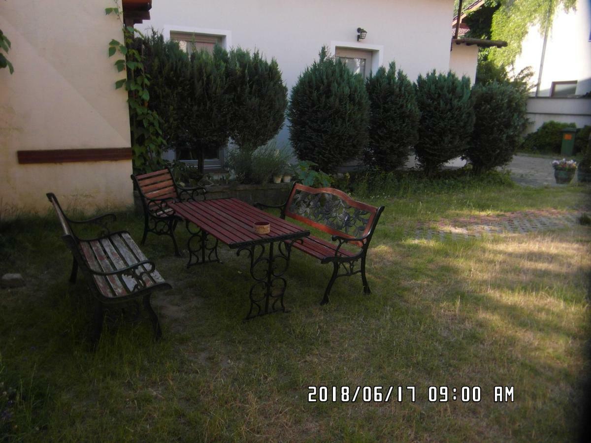 Iwona Hostel - Budget Rooms With Private Bathrooms Сопот Экстерьер фото